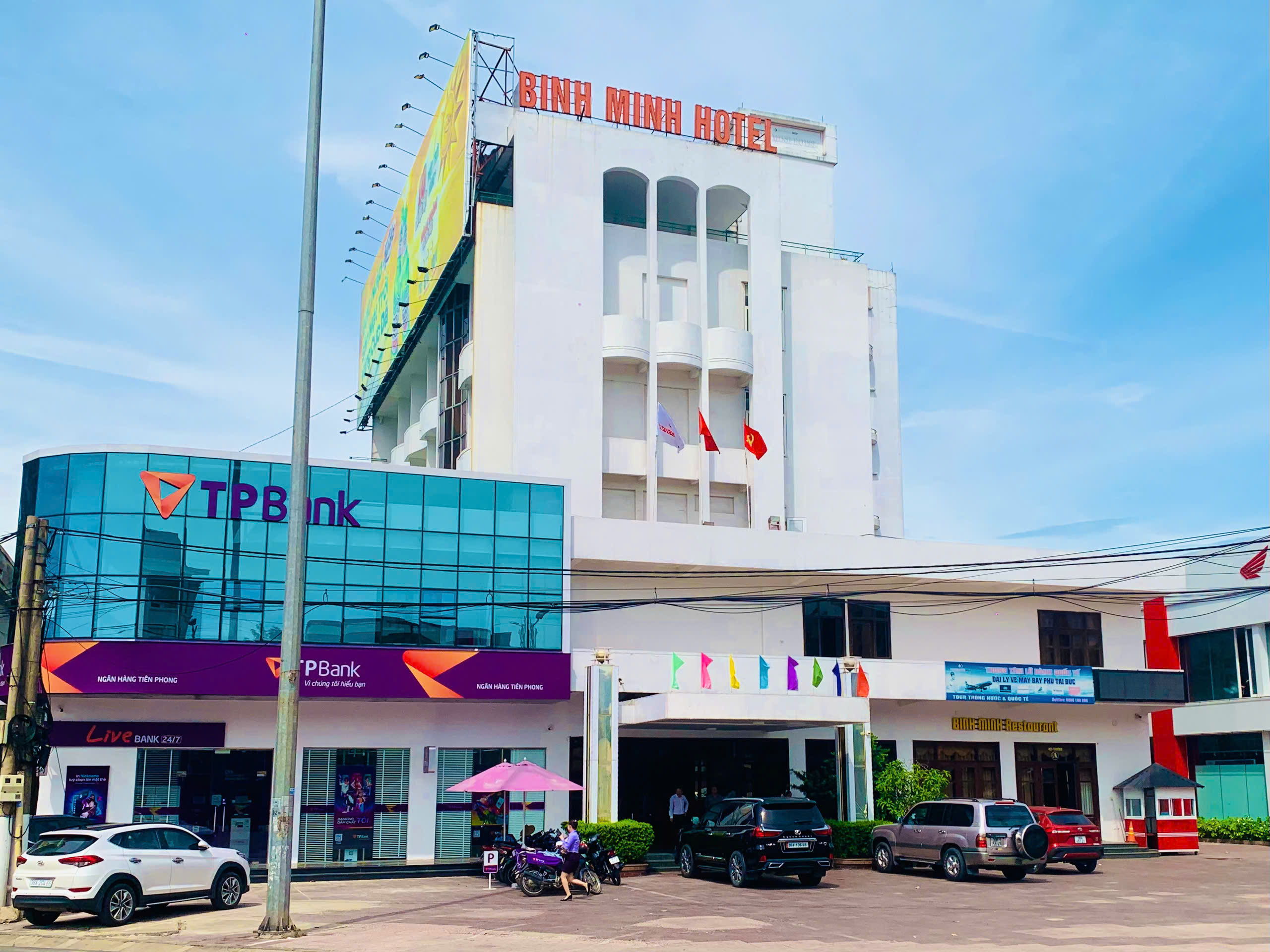 Khách sạn Bình Minh - Công trình đầu tiên thời tái lập tỉnh